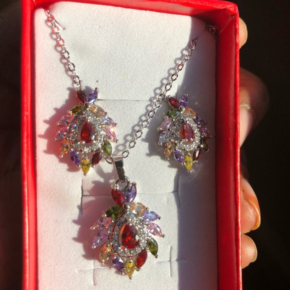 Gorgeous multi color Swarovski elements set - silver plated - Picture 4 of 11